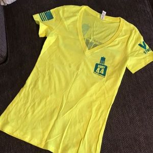 Bella small yellow v neck tshirt